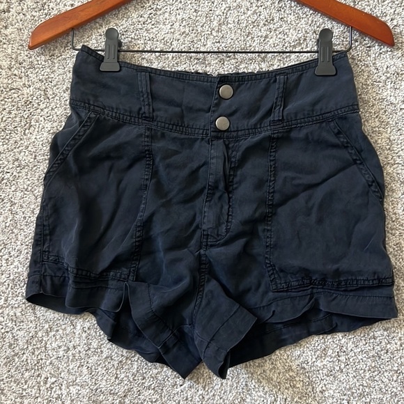 Abercrombie & Fitch women's shorts size small high Rise black washed lyocell - Picture 6 of 8